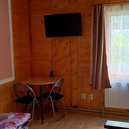 Hotel Мамина Хата Mikuliczyn Zewnętrze zdjęcie