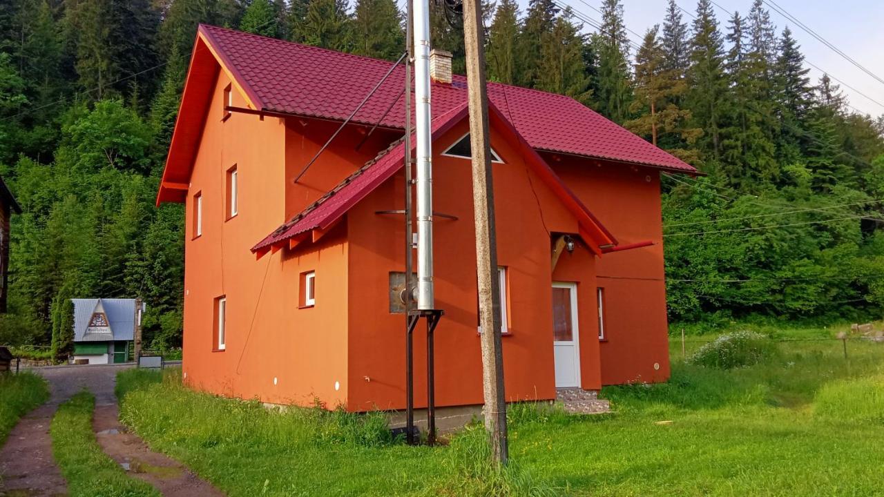 Hotel Мамина Хата Mikuliczyn Zewnętrze zdjęcie